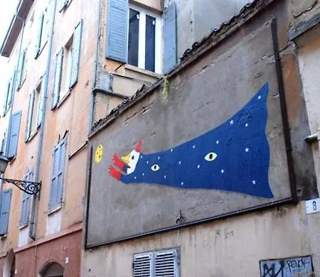 In Pomposa, Nel Cuore Della Citta * Módena